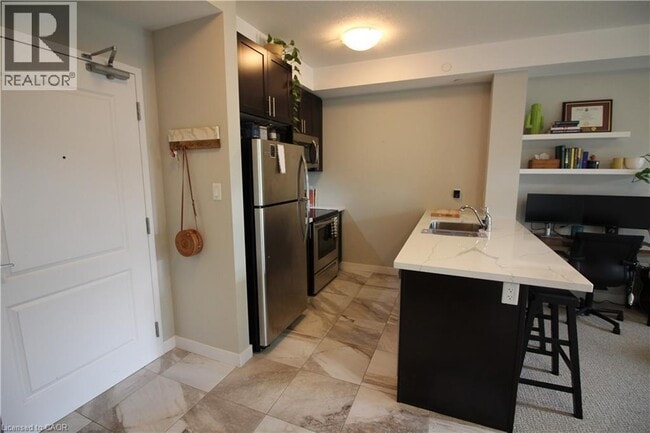 Building Photo - 101 Shoreview Pl