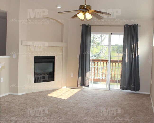 Foto del edificio - 3002 W Elizabeth St