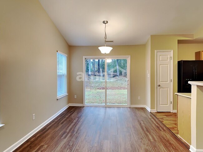 Building Photo - 3801 Satinleaf Dr