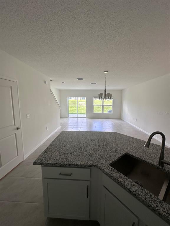 Building Photo - 788 Stoney Pointe Cir