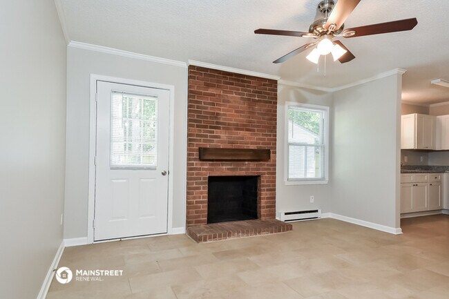 Building Photo - 4720 Cricklewood Dr