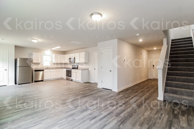 Building Photo - 463 Waterview Ct.