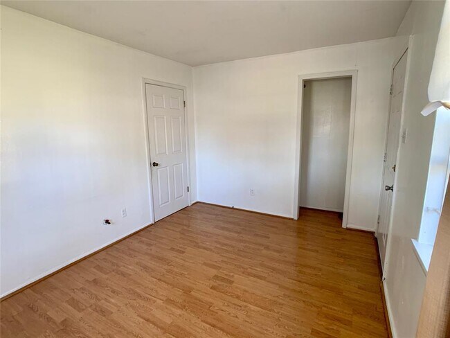 Building Photo - 4003 Michaux St