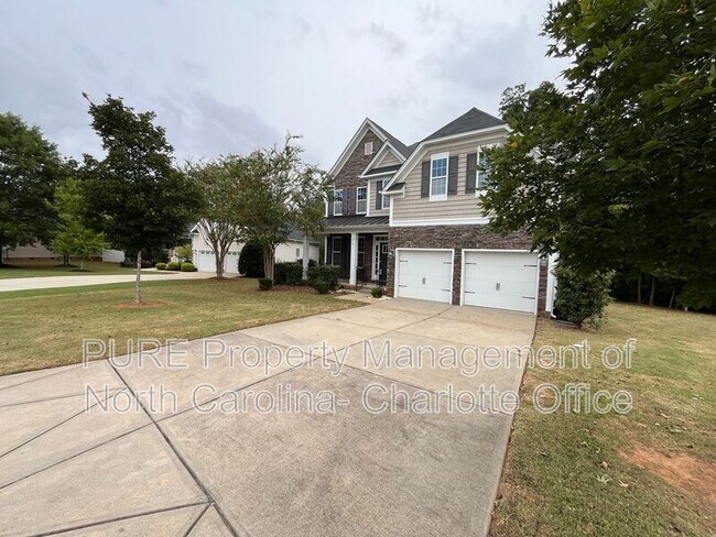Building Photo - 719 Trailhead Ln