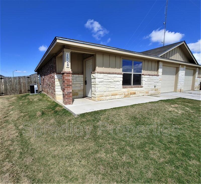1528 Vani Ct, Belton, TX 76513 Condo for Rent in Belton, TX