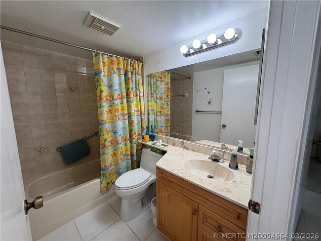 Foto del edificio - 4492 NE Ocean Blvd