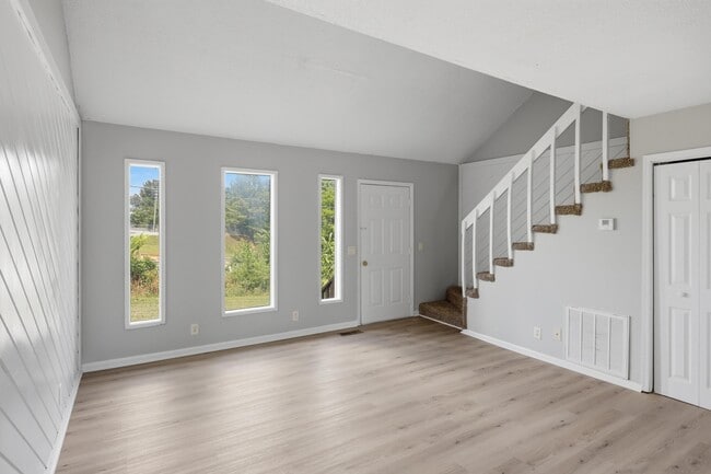Photo - 90 Park St (Chickamauga, GA) Townhome
