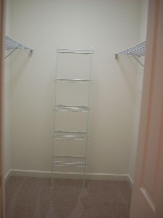 Foto del edificio - 1353SF 2BR 2.5BA 2 car garage