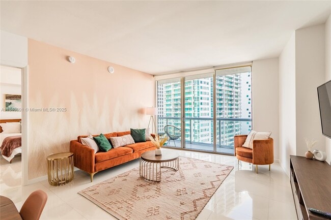 Building Photo - 485 Brickell Ave