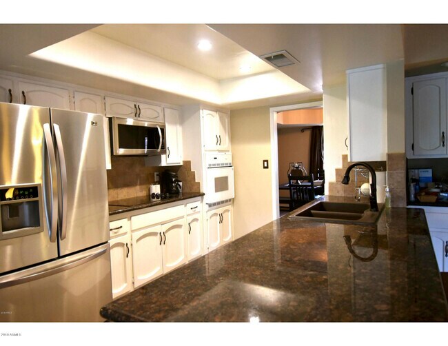 Foto del edificio - 10008 N 33rd Pl