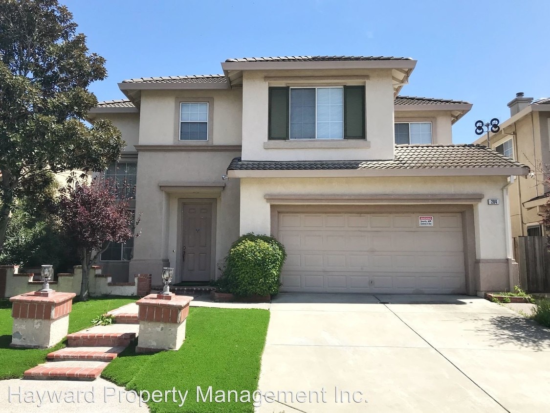 Primary Photo - 284 Bridgehead Ln
