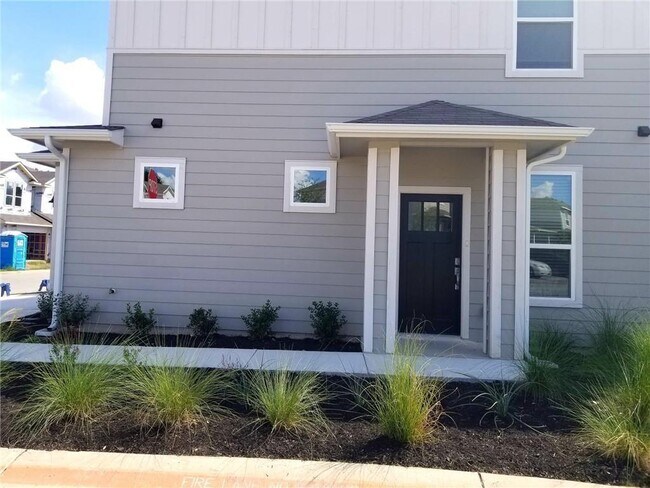 Foto del edificio - 1614 Roseburg Dr