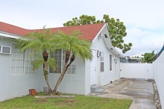 Building Photo - 2385 SW 15th St