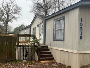 Building Photo - 15219 Paradise Cove Dr