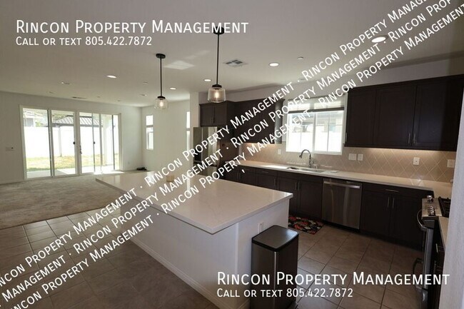 Foto del edificio - 447 Azalea St