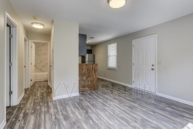 Foto del edificio - 705 Stockell St