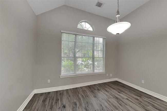 Building Photo - 18407 Lost Maples Ct