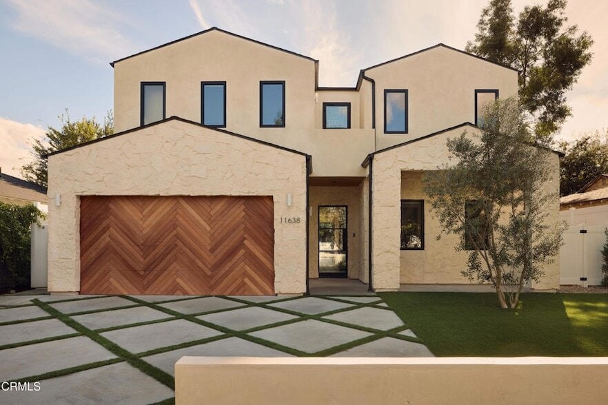 Foto principal - 11638 Kling St