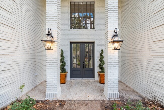 Building Photo - 3123 Baywood Park Dr