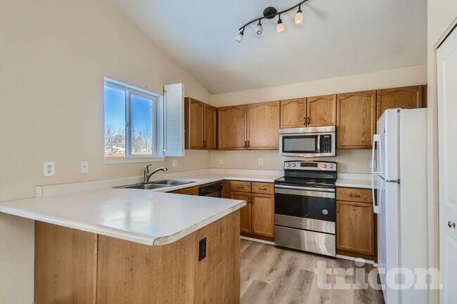 Foto del edificio - 12789 Elm St