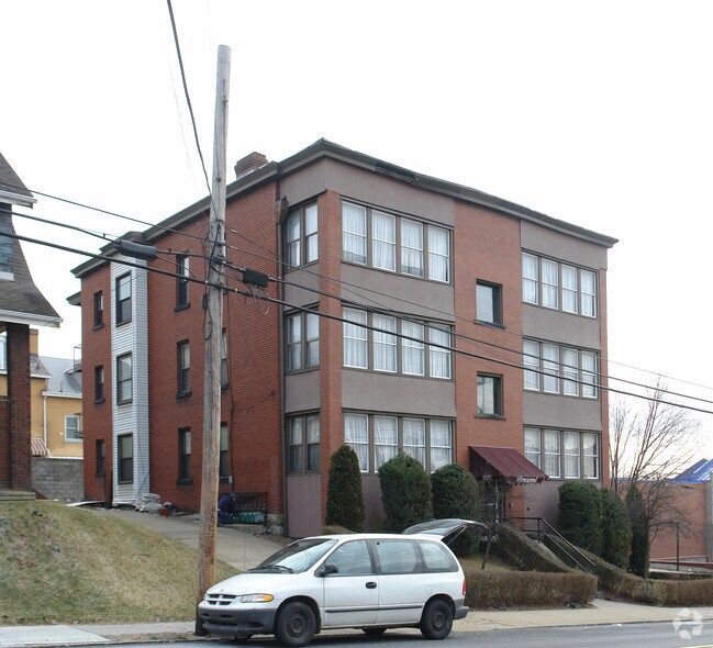 ROSEWOOD Apartments Pittsburgh, PA