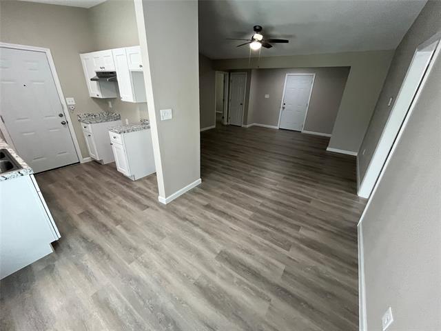 Building Photo - 9726 Glengreen Dr