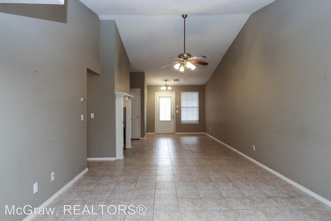 Foto del edificio - 5104-5106 S Hickory Ave