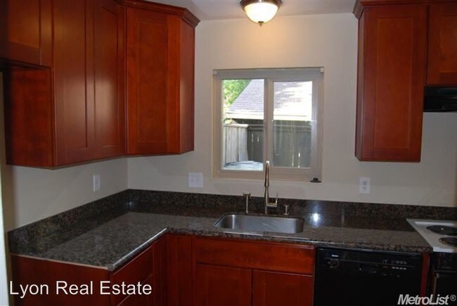 Building Photo - 6347 Greenback Ln