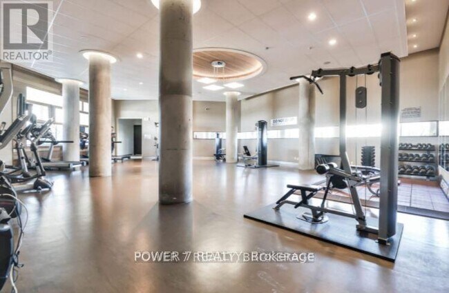 Building Photo - 273 South Park Rd