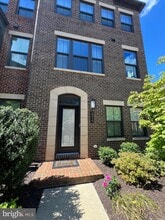 Building Photo - 2319 Water Promenade Ave