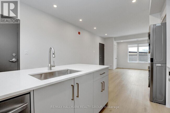 Photo du bâtiment - 137 Marquette Ave