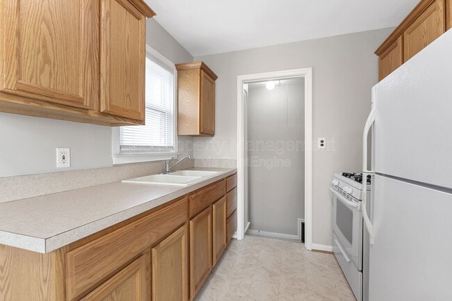 Foto del edificio - 1778 Warwick Ave