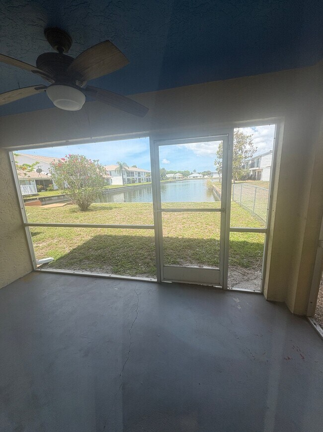 Foto del edificio - 706 SE 13th Ct