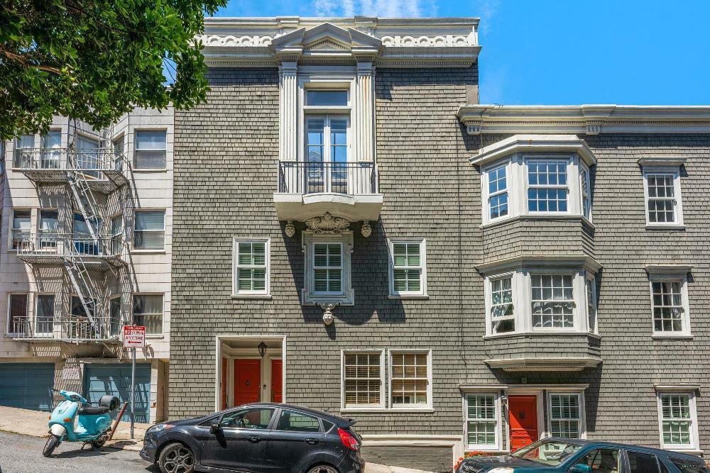 Primary Photo - 16 Pleasant St
