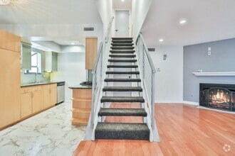 Building Photo - 18411 Hatteras St