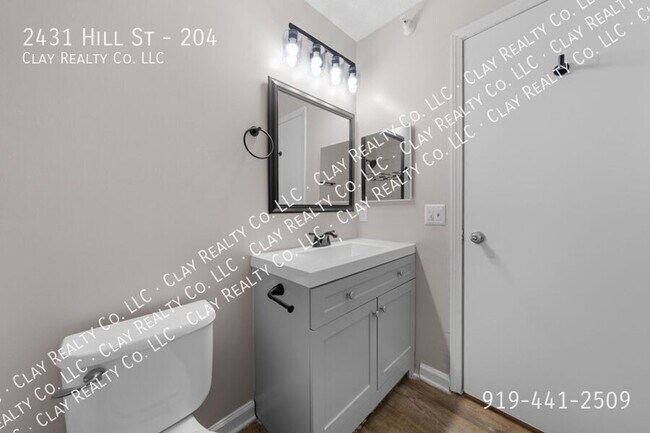 Foto del edificio - 2431 Hill St