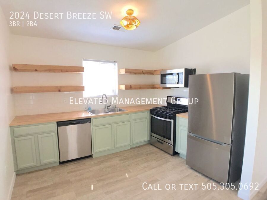 Foto principal - Beautiful 3 bedroom in SW Albuquerque! Are...