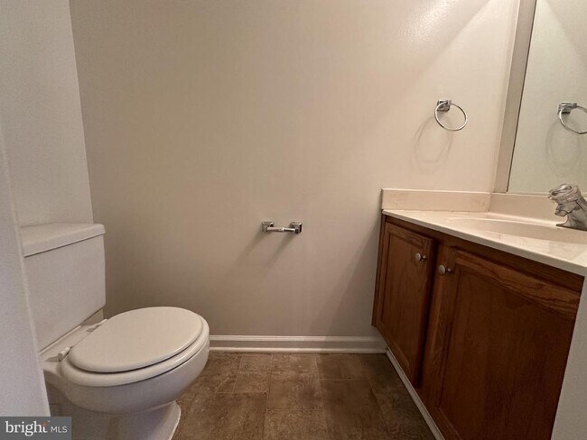 Foto del edificio - 8625 Cartwright Ct