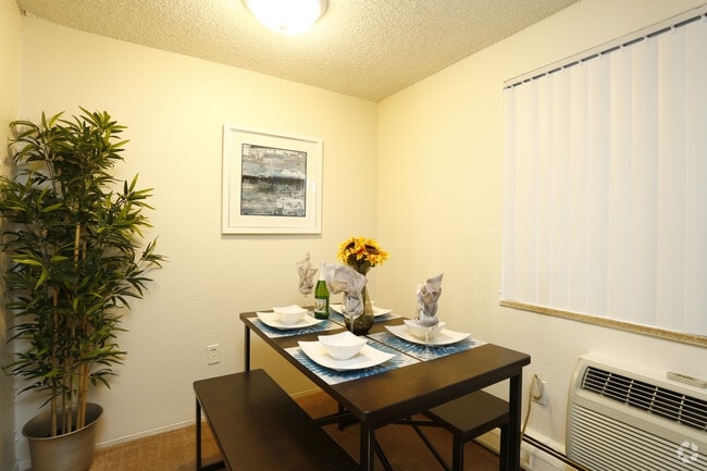 1BR. 1BA - Arbor - Hidden Lake Apartments