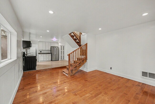 Foto del edificio - 9451 36th Ave SW