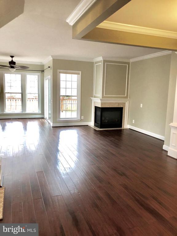 Building Photo - 2472 Terra Cotta Cir