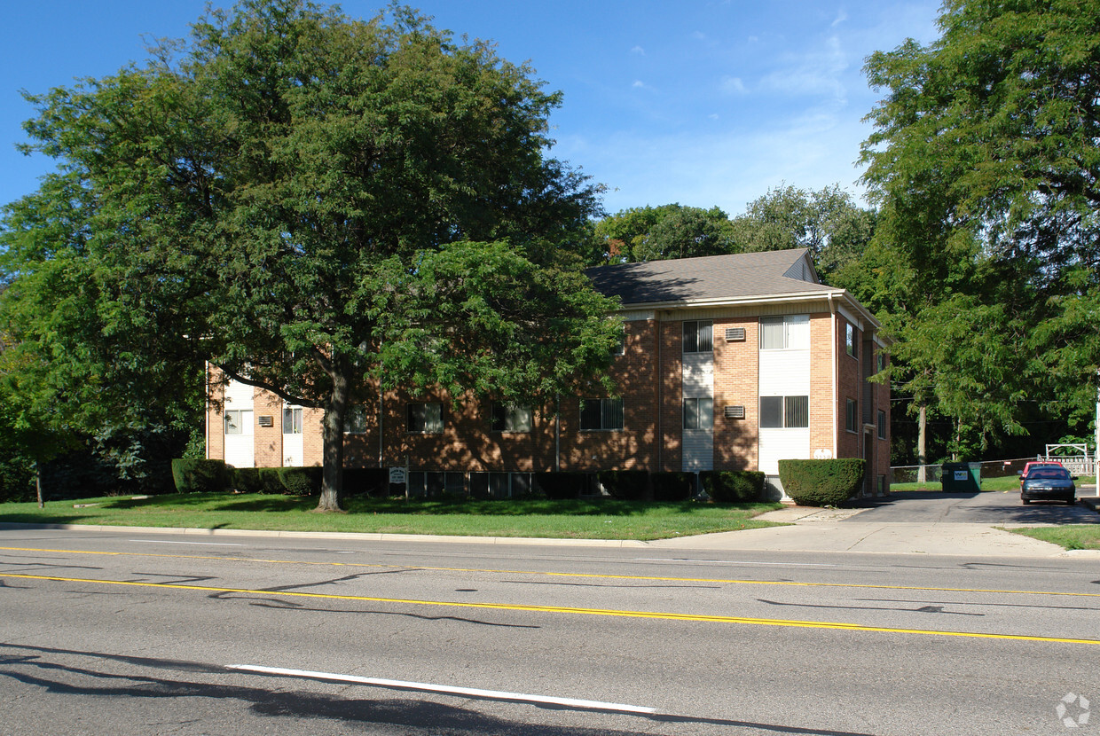 Building Photo - Poxson Apartments