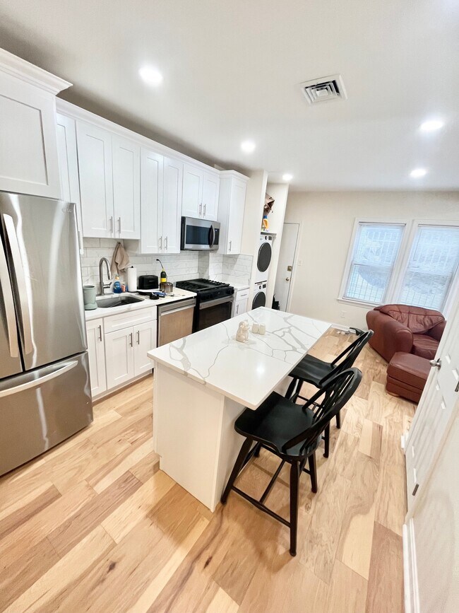 Foto del edificio - 162 Centre St