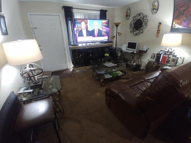 Living Room - 4215 S Semoran Blvd