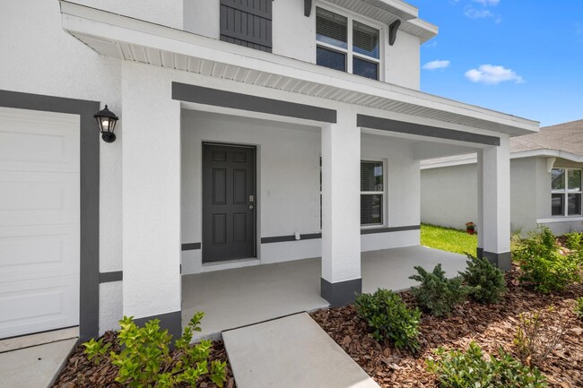 Building Photo - Spacious 5 Bedroom in Parrish!