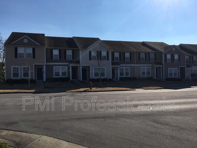 Building Photo - 5986 Monroe Crossing