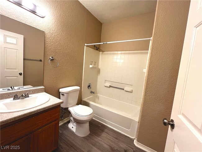 Foto del edificio - 4730 E Craig Rd