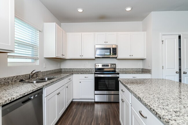 Building Photo - Experience Coastal Charm and Modern Design...