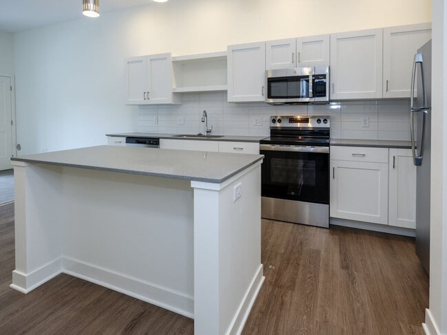 Building Photo - Rivers Edge Apartments