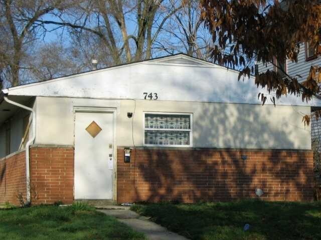 Foto del edificio - 743 Fairwood Ave